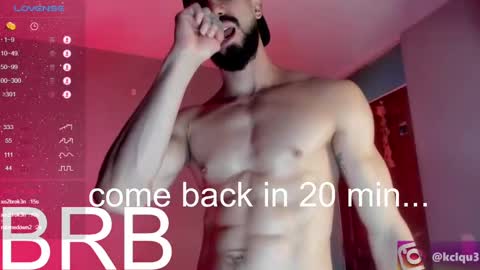 Snapshot of alessandro_dibellucci chatting on March 7, 4:35 am Kciqu3 Independent model online show from March 7, 4:35 am