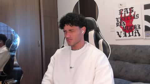 Alessandro Vanni online show from February 25, 3:21 pm