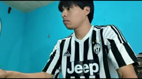 Snapshot of alessandrodmv chatting on April 5, 4:31 am alessandrodmv online show from April 5, 4:31 am