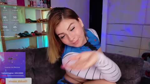 Snapshot of alessia_dolce chatting on March 11, 11:33 pm alessia dolce online show from March 11, 11:33 pm