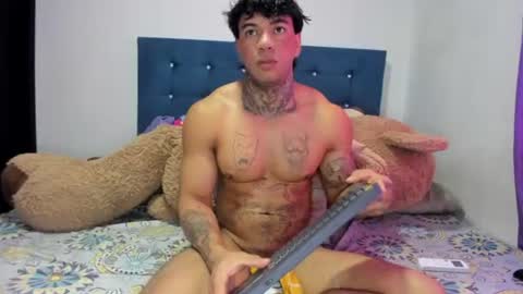 Snapshot of alessia_hot1 chatting on July 12, 8:22 pm alessia_hot1 online show from July 12, 8:22 pm