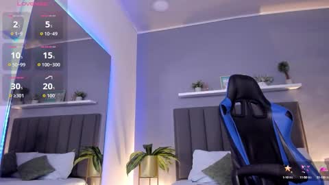 A L E S S I A online show from October 9, 7:45 pm