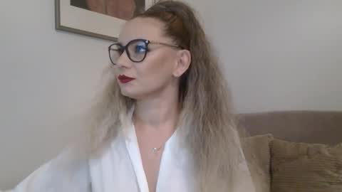 AlessiaCreed online show from October 6, 7:33 pm