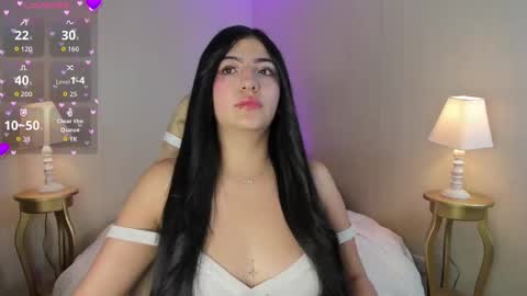 Alessia Fiore  Online 1430 to 2100 gmt-5 online show from September 25, 1:37 pm