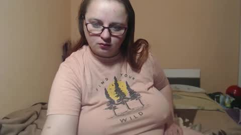 Snapshot of alessianeyl chatting on April 28, 1:15 am Alessia online show from April 28, 1:15 am