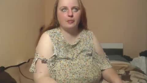 Snapshot of alessianeyl chatting on May 25, 2:28 am Alessia online show from May 25, 2:28 am