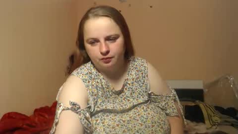 Snapshot of alessianeyl chatting on June 10, 2:01 am Alessia online show from June 10, 2:01 am