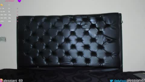 Snapshot of alessiani69 chatting on June 5, 10:43 am Alessa online show from June 5, 10:43 am