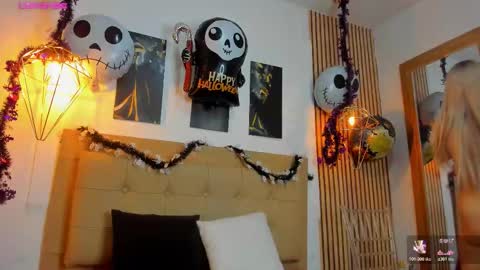 Aleszia online show from October 27, 7:51 pm