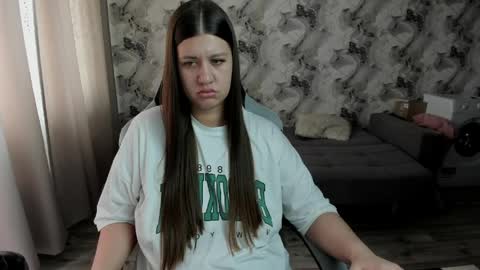 Aletta Oushen online show from March 31, 11:21 am