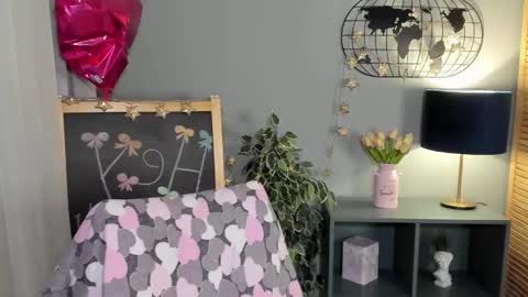 alettablacck online show from November 5, 1:05 am