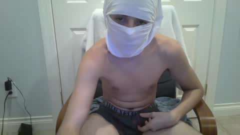 Snapshot of alex1817c chatting on October 19, 8:26 am alex1817c online show from October 19, 8:26 am