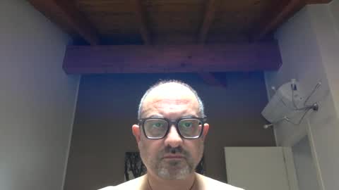 Snapshot of alex1977milano chatting on June 4, 7:25 am the Gold Couple online show from June 4, 7:25 am