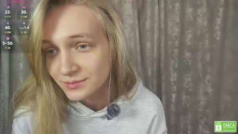 Snapshot of alex626506 chatting on February 3, 5:16 am Alex online show from February 3, 5:16 am