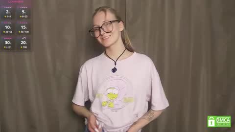 Snapshot of alex626506 chatting on February 24, 6:33 am Alex online show from February 24, 6:33 am