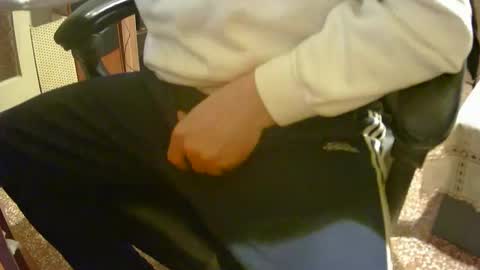 Snapshot of alex81pv1981 chatting on January 7, 7:16 pm alex81pv1981 online show from January 7, 7:16 pm