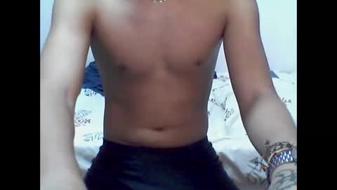 Snapshot of alex_862 chatting on December 15, 3:02 am alex_862 online show from December 15, 3:02 am