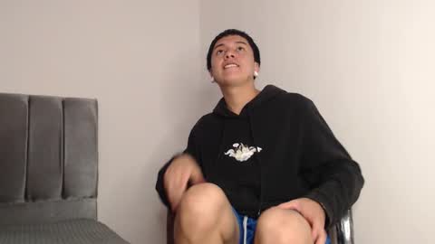 Owen online show from October 1, 1:44 am