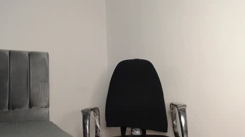 Owen online show from November 15, 2:42 am