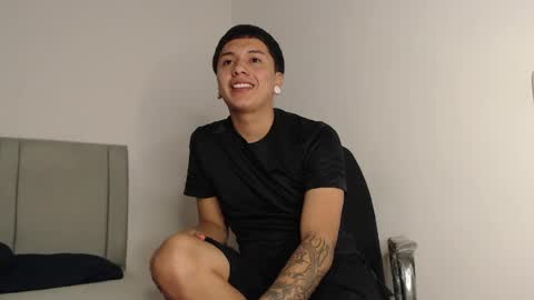 Owen online show from April 21, 2:51 am