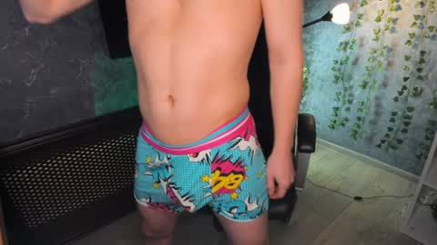 Snapshot of alex__sweet chatting on December 22, 1:22 pm your Alex online show from December 22, 1:22 pm