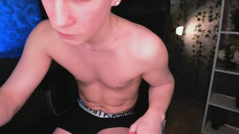 Snapshot of alex__sweet chatting on February 3, 4:41 pm your Alex online show from February 3, 4:41 pm