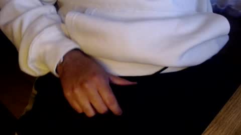 alex_alex140 online show from April 9, 3:39 am