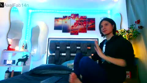 sneider online show from January 12, 6:49 pm