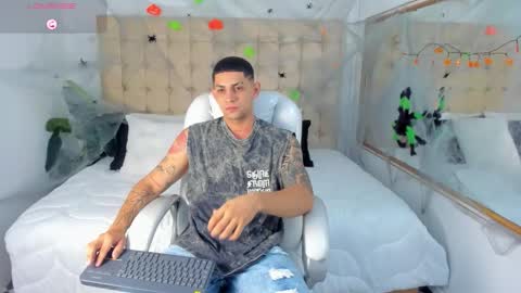 alex online show from October 7, 12:02 pm