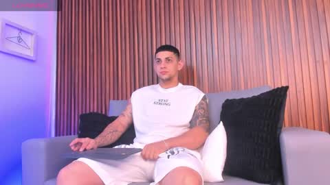 alex online show from February 10, 11:25 am