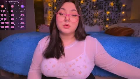 Snapshot of alex_dreams_ chatting on January 24, 12:10 pm Alex online show from January 24, 12:10 pm