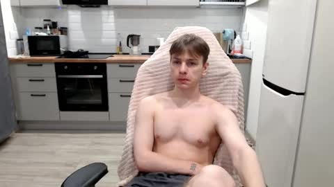 Alex online show from November 12, 2:01 am