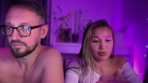 Snapshot of alex_gulgina chatting on March 16, 6:01 pm alex_gulgina online show from March 16, 6:01 pm