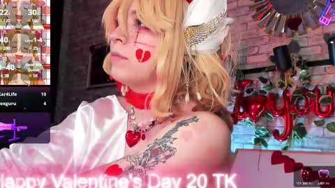 Snapshot of alex_howell chatting on February 15, 3:20 am alex_howell online show from February 15, 3:20 am