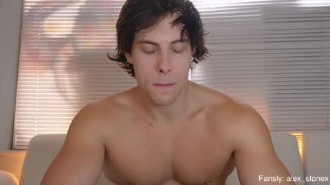 Snapshot of alex_islive chatting on February 2, 7:12 pm Alex Stone online show from February 2, 7:12 pm