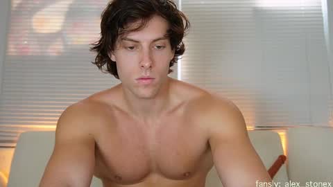 Snapshot of alex_islive chatting on February 22, 8:40 pm Alex Stone online show from February 22, 8:40 pm