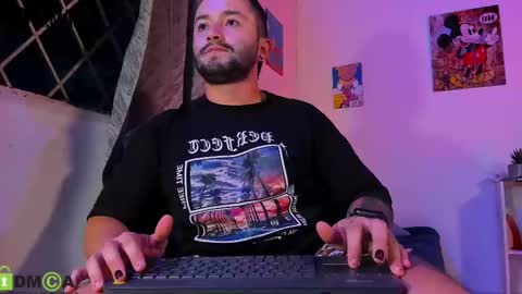 Snapshot of alex_maraj_ chatting on November 5, 11:05 pm Alex online show from November 5, 11:05 pm