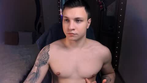 alex_milson online show from December 4, 9:13 pm