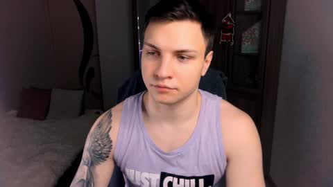 alex_milson online show from December 18, 1:37 am