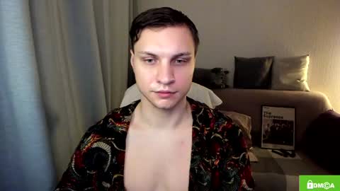 Snapshot of alex_milson chatting on June 24, 11:15 pm alex_milson online show from June 24, 11:15 pm