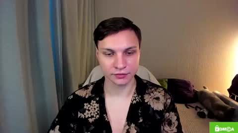Snapshot of alex_milson chatting on July 1, 1:07 am alex_milson online show from July 1, 1:07 am