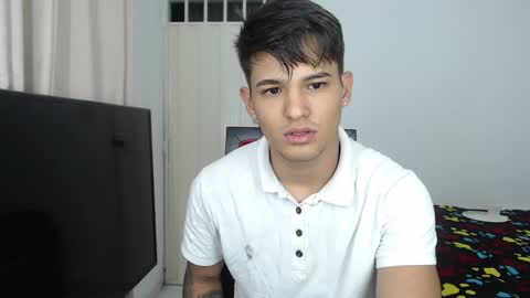 alex_mojica online show from September 26, 7:45 am