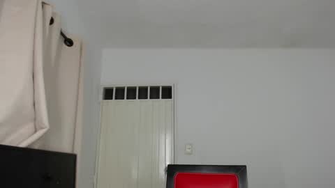 alex_mojica online show from October 5, 6:12 am