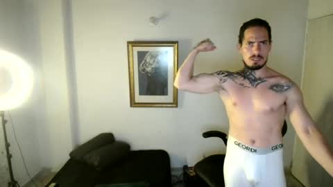 Snapshot of alex_orionjs chatting on June 14, 4:14 am Alex OrionJS online show from June 14, 4:14 am
