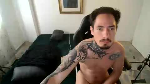 Snapshot of alex_orionjs chatting on June 19, 2:10 pm Alex OrionJS online show from June 19, 2:10 pm