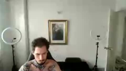 Snapshot of alex_orionjs chatting on June 29, 3:23 pm Alex OrionJS online show from June 29, 3:23 pm