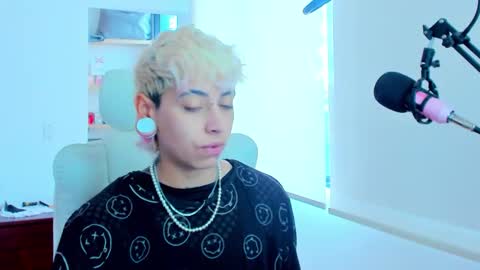 Residente0xxx online show from November 27, 7:16 pm