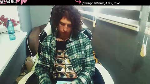 Snapshot of alex_ray69 chatting on September 18, 6:26 am alex_ray69 online show from September 18, 6:26 am