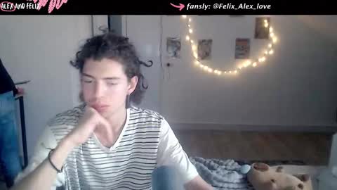 Snapshot of alex_ray69 chatting on September 26, 12:09 pm alex_ray69 online show from September 26, 12:09 pm
