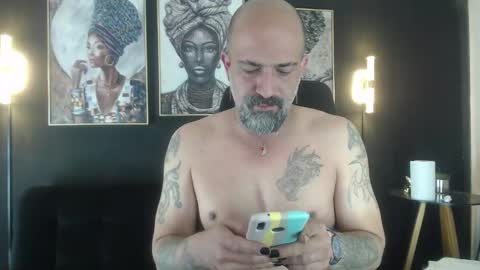 Snapshot of alex_saints_ce chatting on February 10, 1:59 pm Alex Saints online show from February 10, 1:59 pm